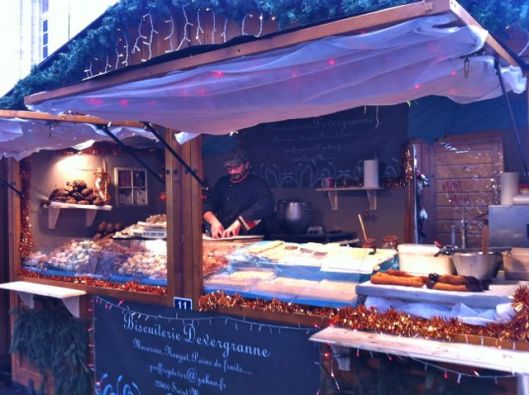 There were 140 of these booths at the Montbeliard marche du Noel. If only we had scent-a-vision so you could breathe this in.